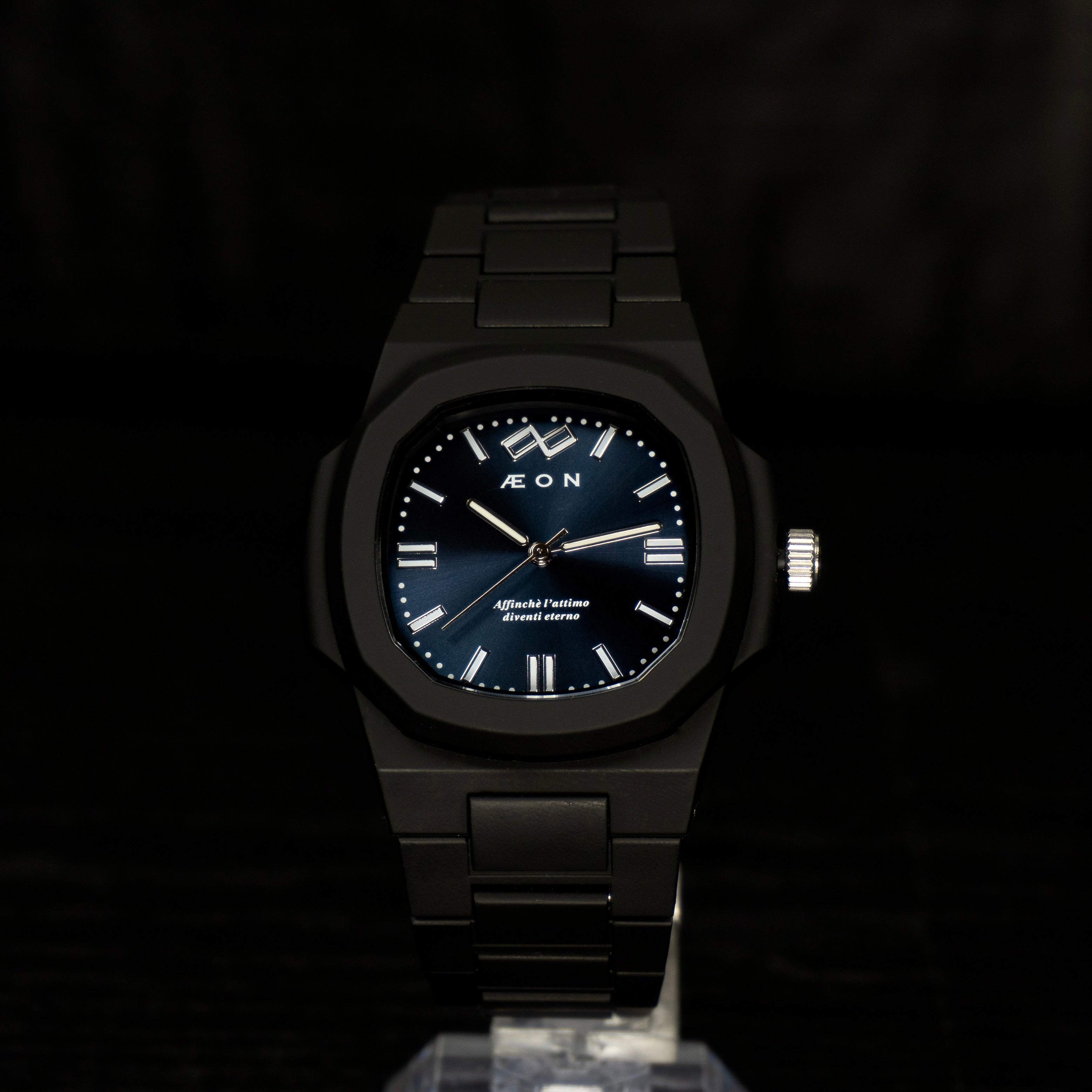 AEON - Nero opaco quadrante blu