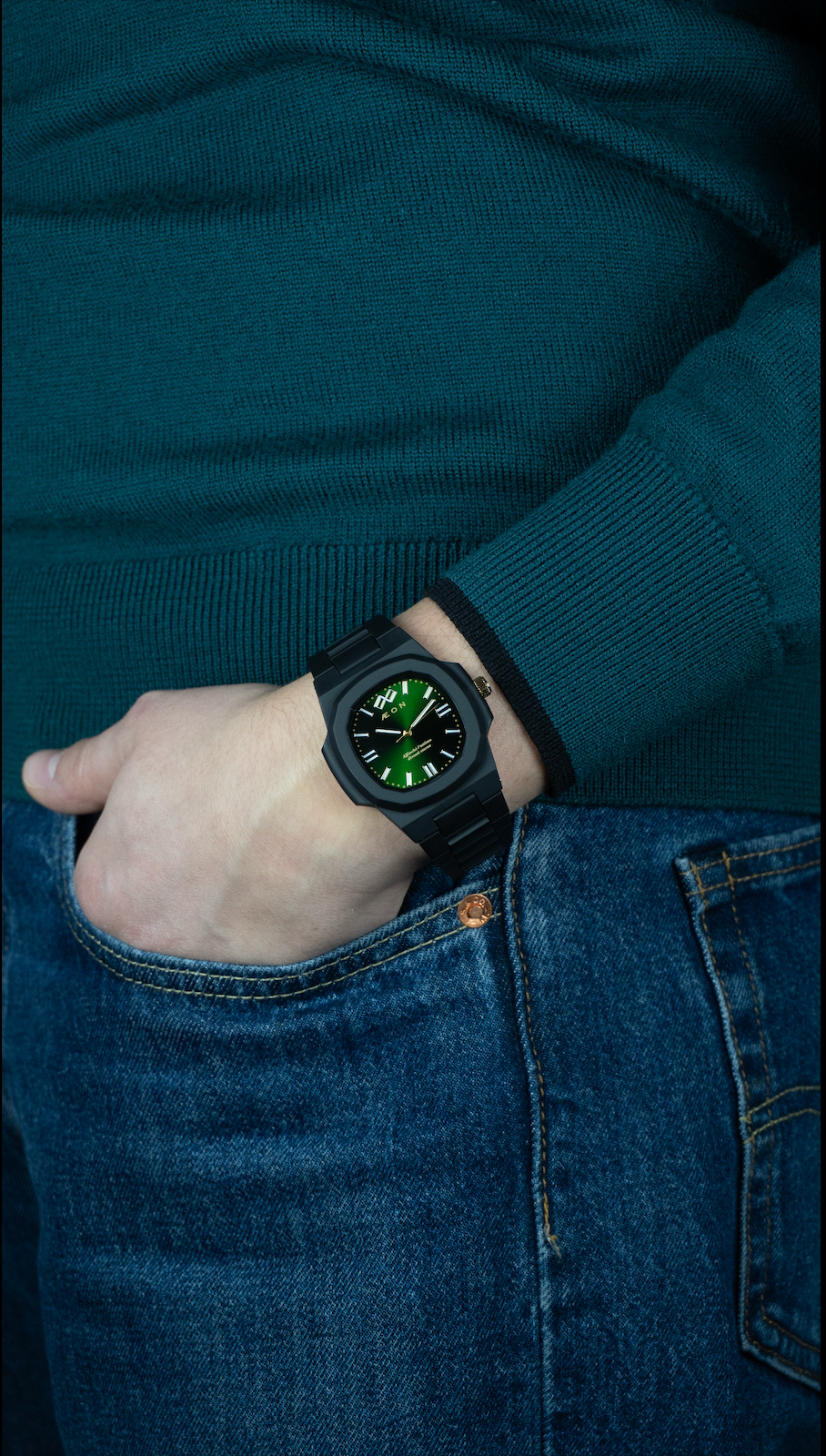 AEON - Nero opaco quadrante verde